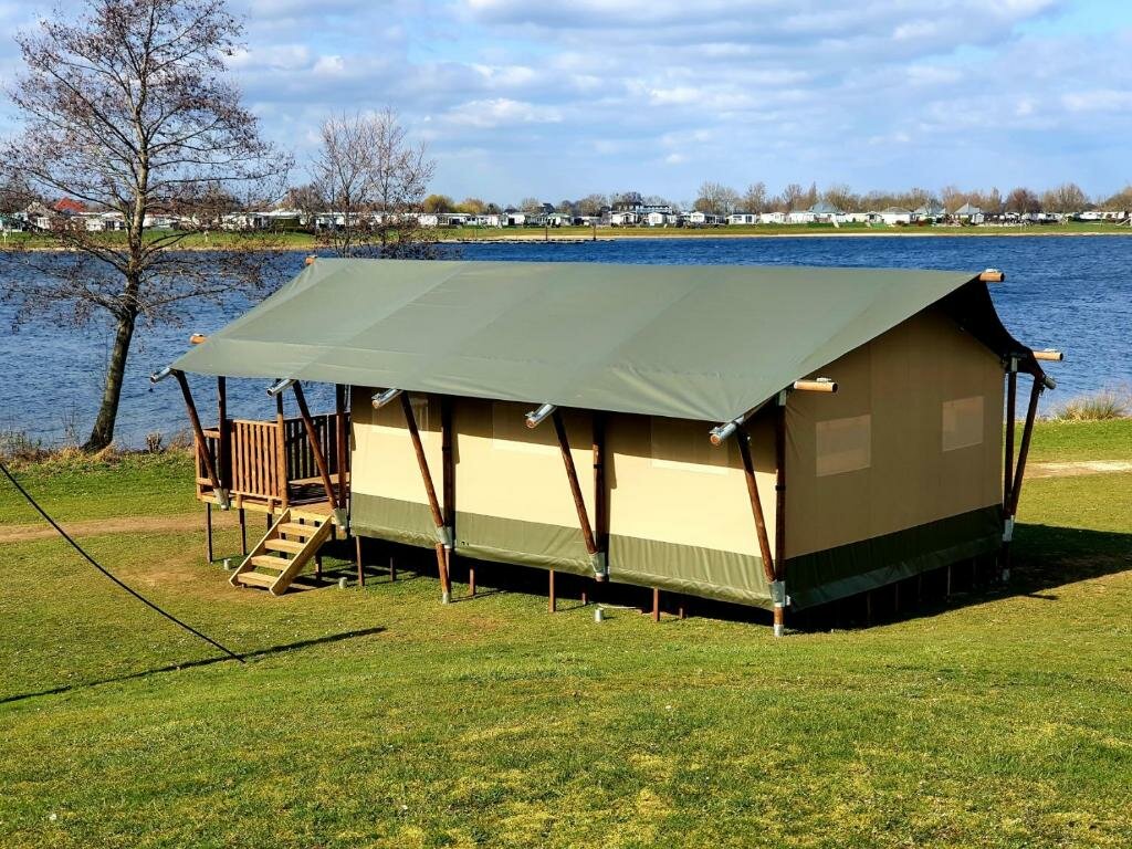 Tent Recreatiepark Riverside