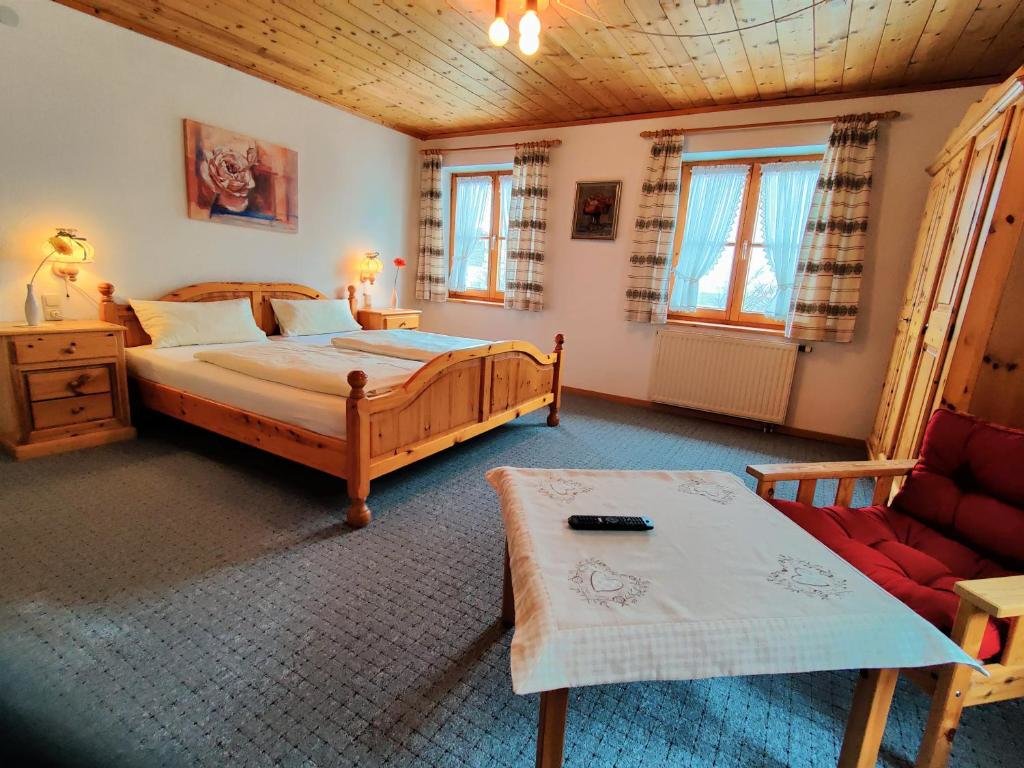 Standard Doppel Zimmer Pension Berg&Bleibe Wertach