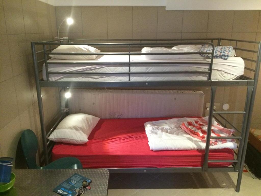 Кровать в общем номере Most Hostel
