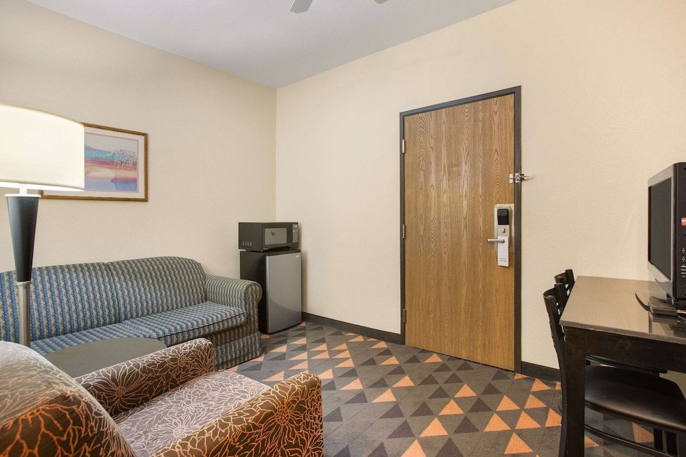 Люкс Rodeway Inn & Suites Mackinaw City - Bridgeview