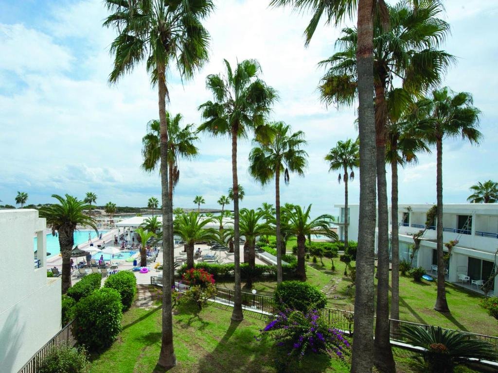 Standard Doppel Zimmer mit eingeschränktem Meerblick Dome Beach Marina Hotel & Resort