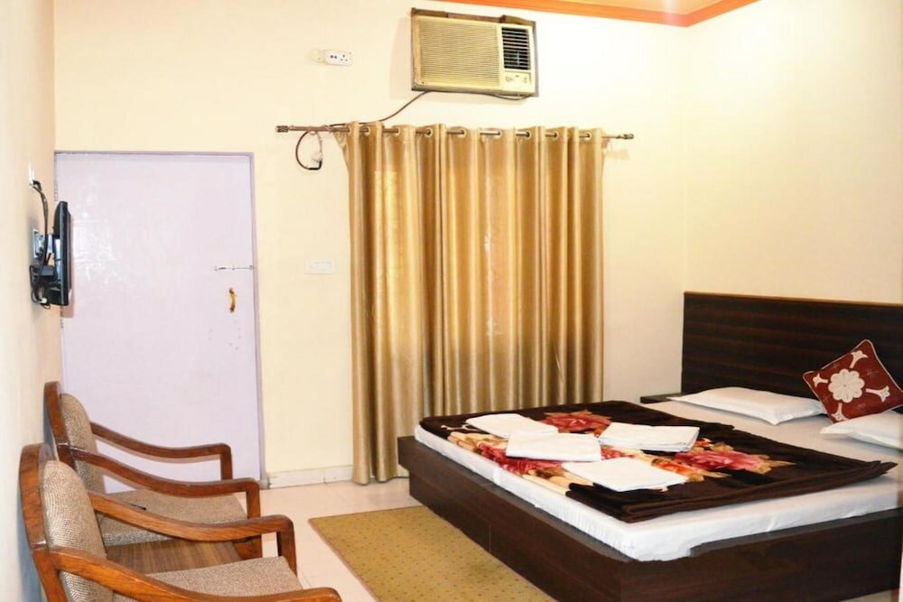 Deluxe room Hotel Goverdhan Tourist Complex