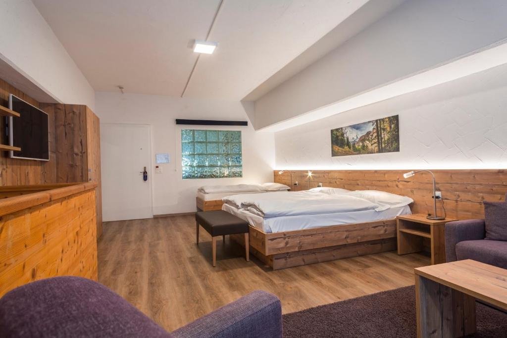 Standard Dreier Zimmer Zermatt Budget Rooms