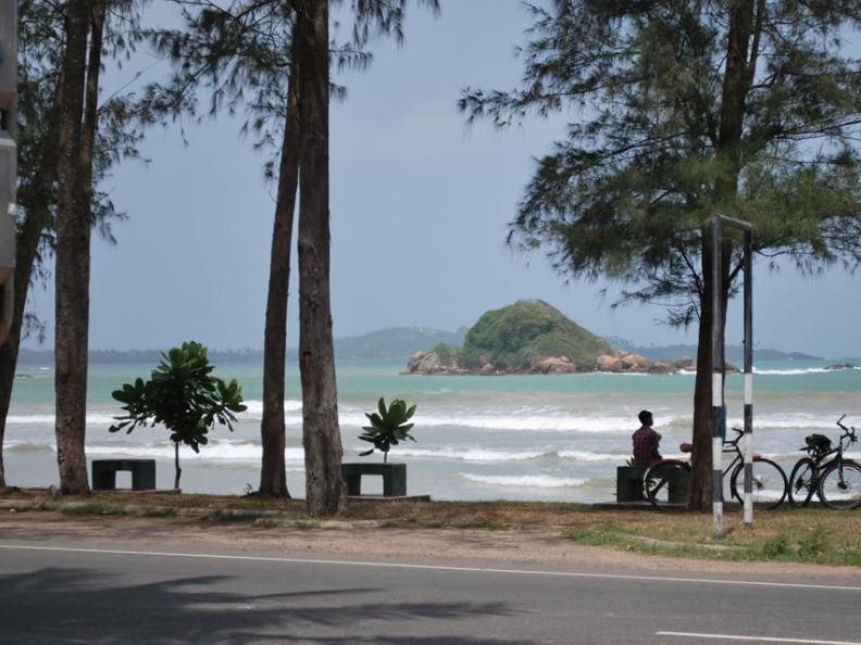 Weligama Beach Шри Ланка