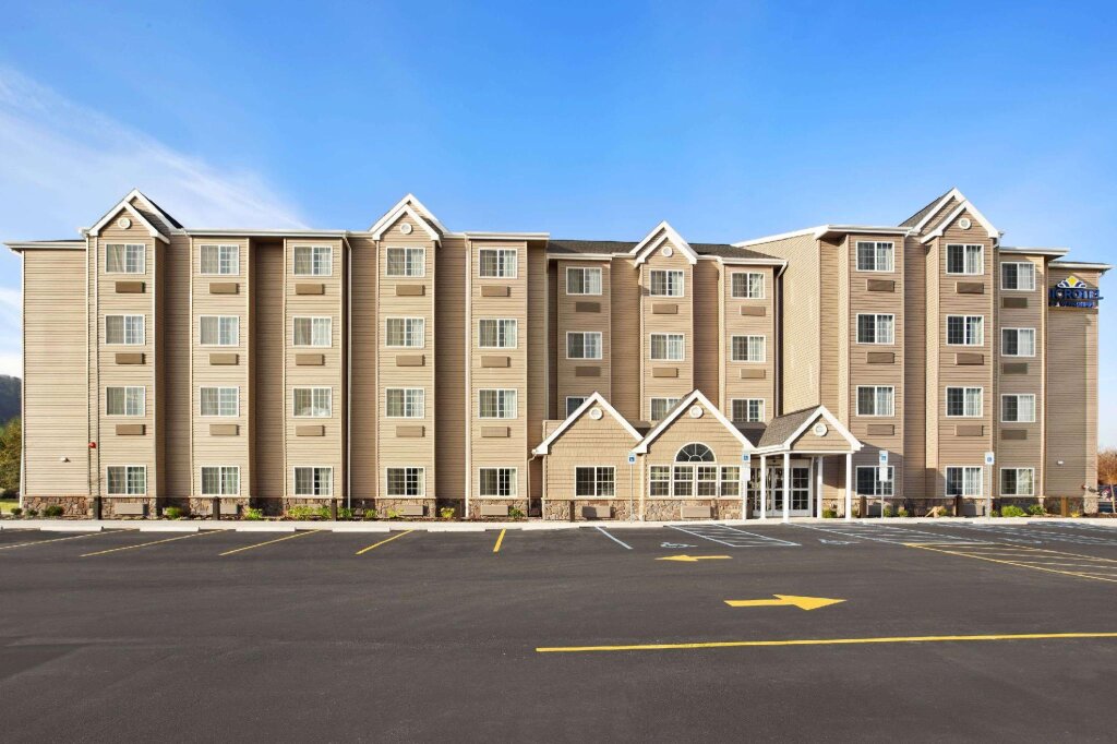 Люкс Microtel Inn & Suites-Sayre, PA