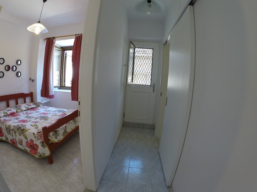 Семейные апартаменты с 2 комнатами Mirto Apartments