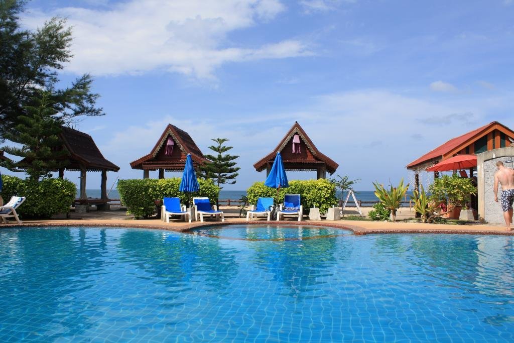 Bett im Wohnheim Blue Andaman Lanta Resort