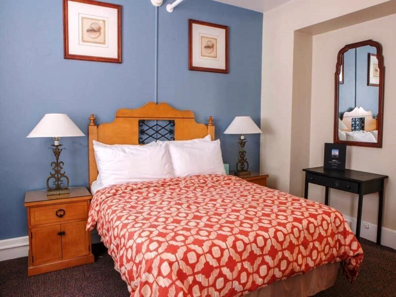 Hotel Petaluma, Tapestry Collection Petaluma