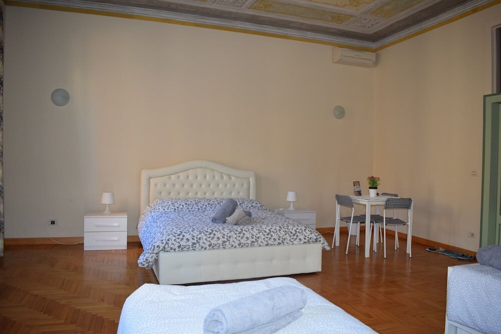 Четырёхместный номер Standard Casa ROMA rooms