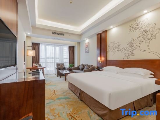 Номер Deluxe Tian Yue Hotel