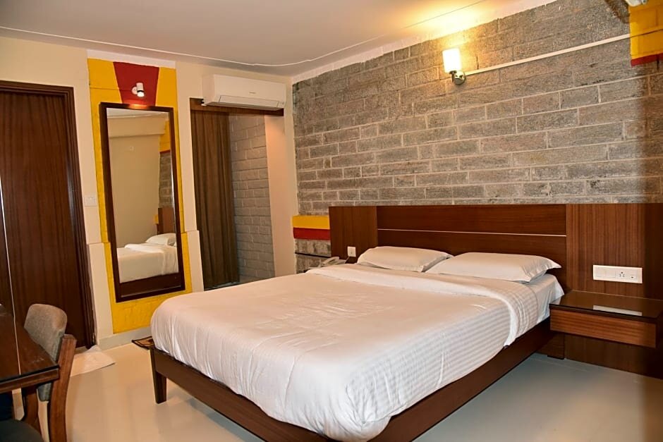 Deluxe Double room White Orchid Resort