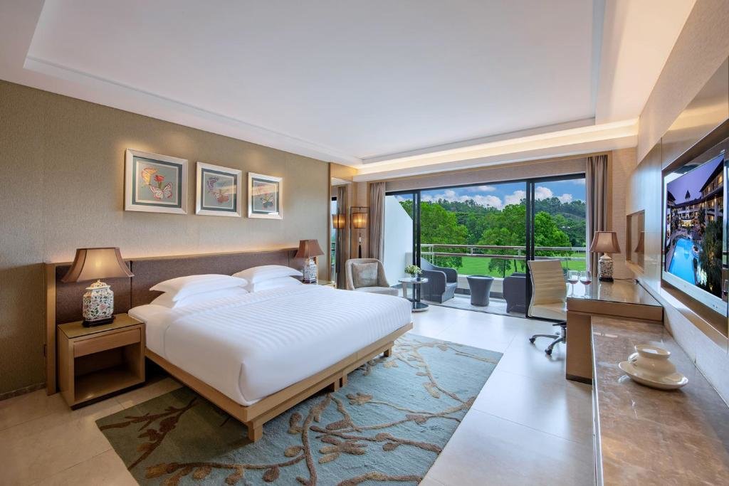 Двухместный номер Deluxe Mission Hills Hotel Resorts Shenzhen