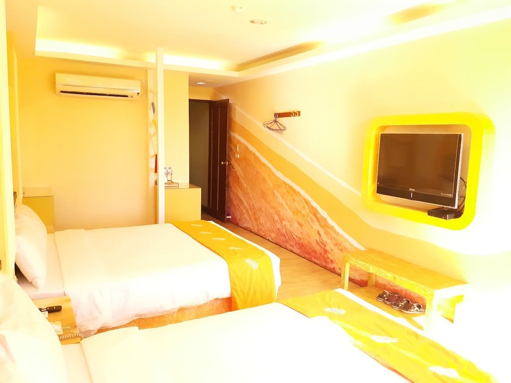 Standard room HuanGjia Hotel