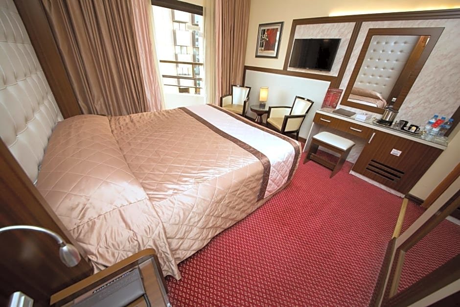 Deluxe room with sea view Al Khaleej Grand Hotel