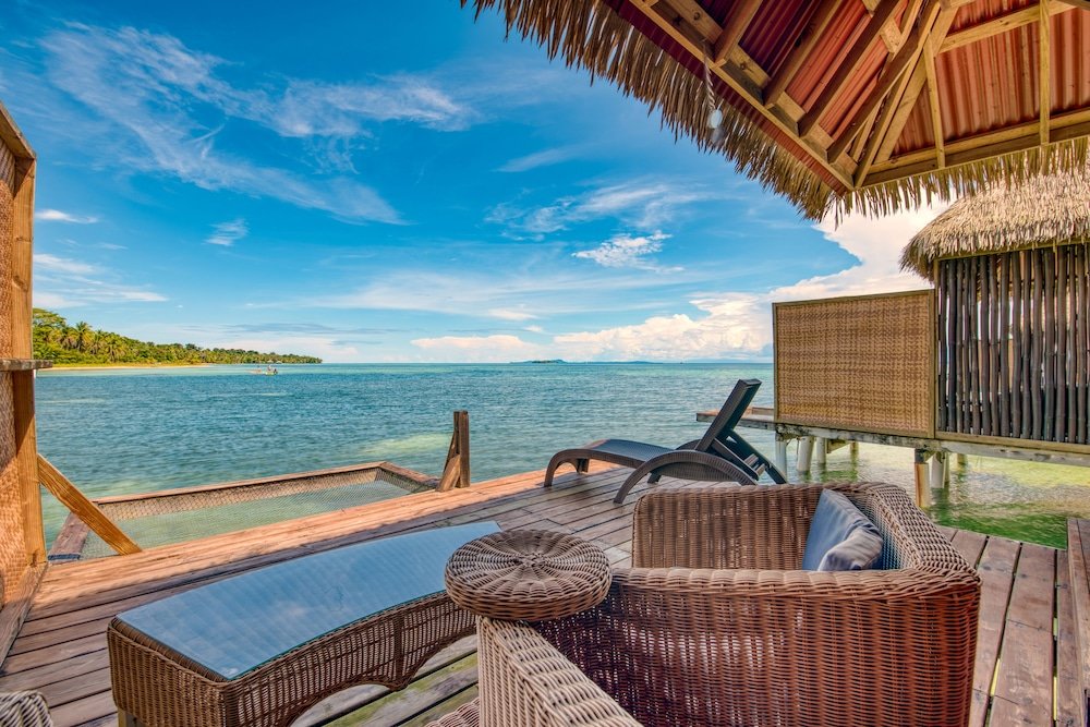 Bungalow con balcón y con vista al mar Azul Paradise Resort