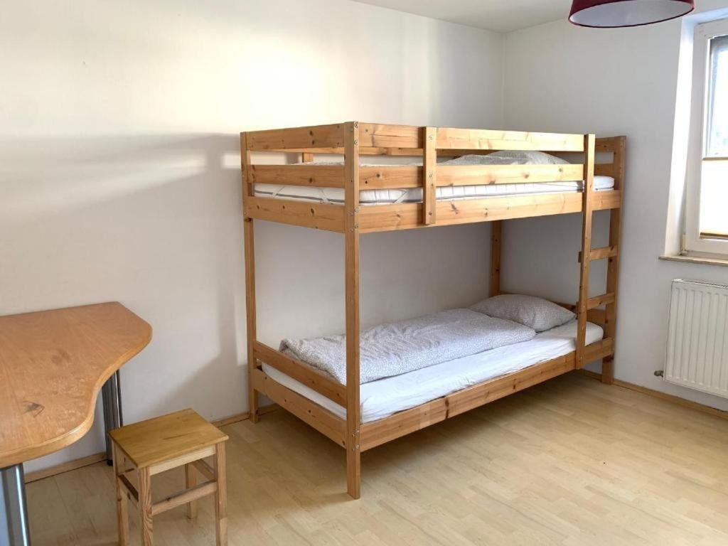 Кровать в общем номере Blue Mountain Hostel