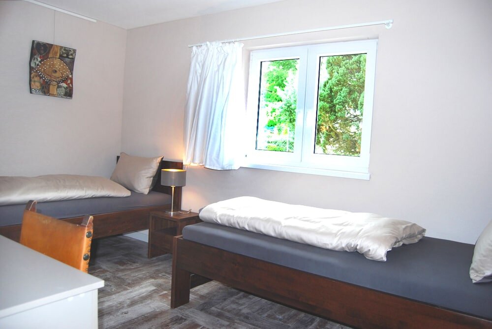 Двухместный номер Economy c 1 комнатой BnB Comfort Guesthouse Olten - Lostorf