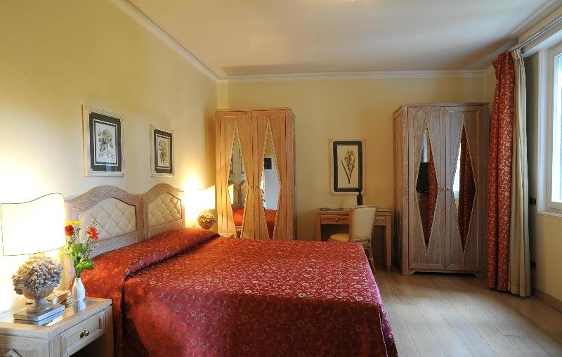 Standard Zimmer mit Balkon Park Hotel Villa Ariston