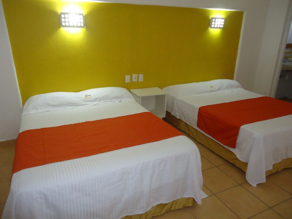 Deluxe Quadruple room Hotel San Rafael Cuyutlan