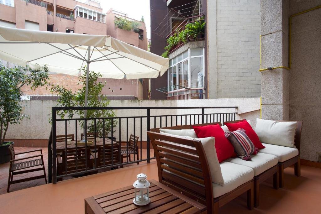 Апартаменты Superior Barcelonaforrent Urban Town Suites