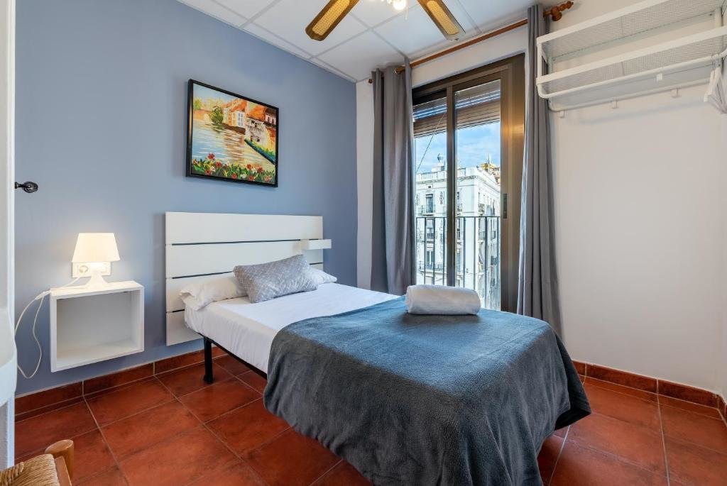 Standard Single room with balcony Forum Tarragona