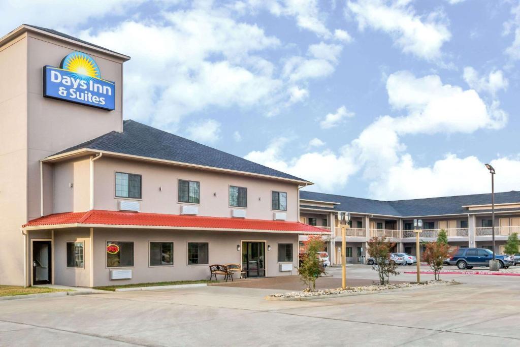 Номер Standard Days Inn by Wyndham Madisonville