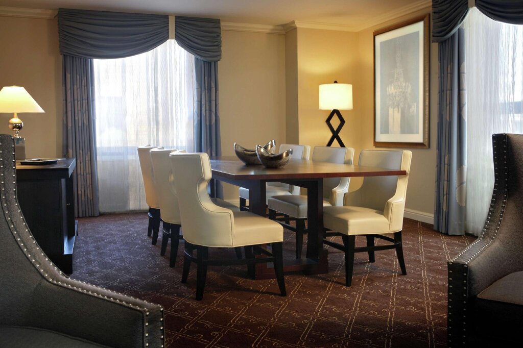Accessible Doppel Suite 1 Schlafzimmer Palmer House a Hilton Hotel