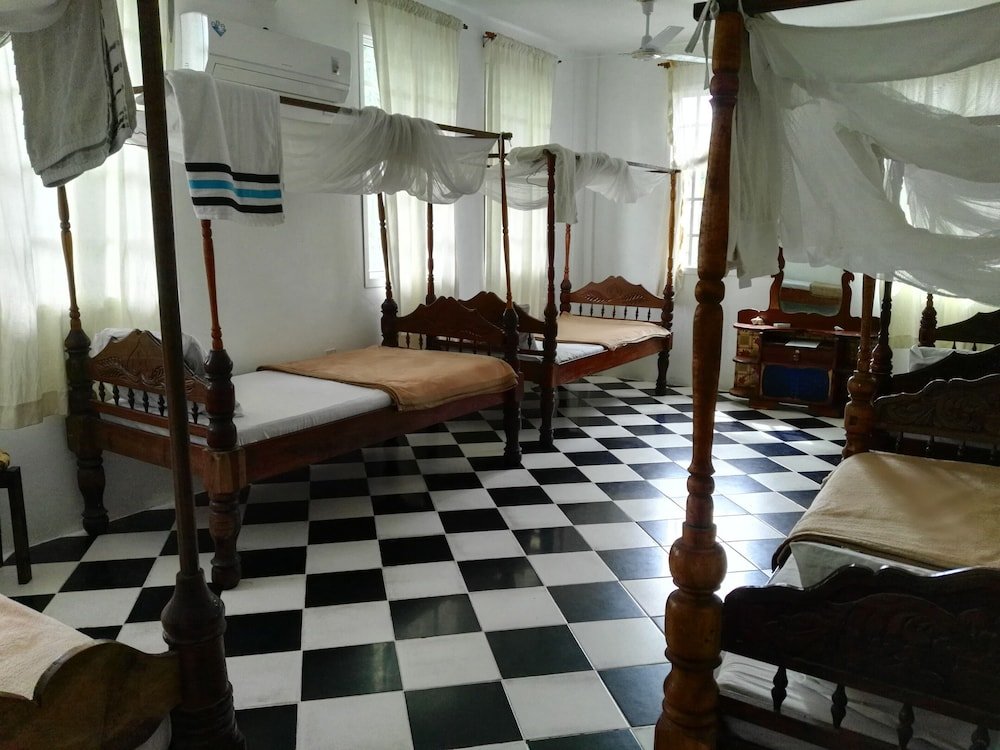Кровать в общем номере Sharook Lodge - Hostel