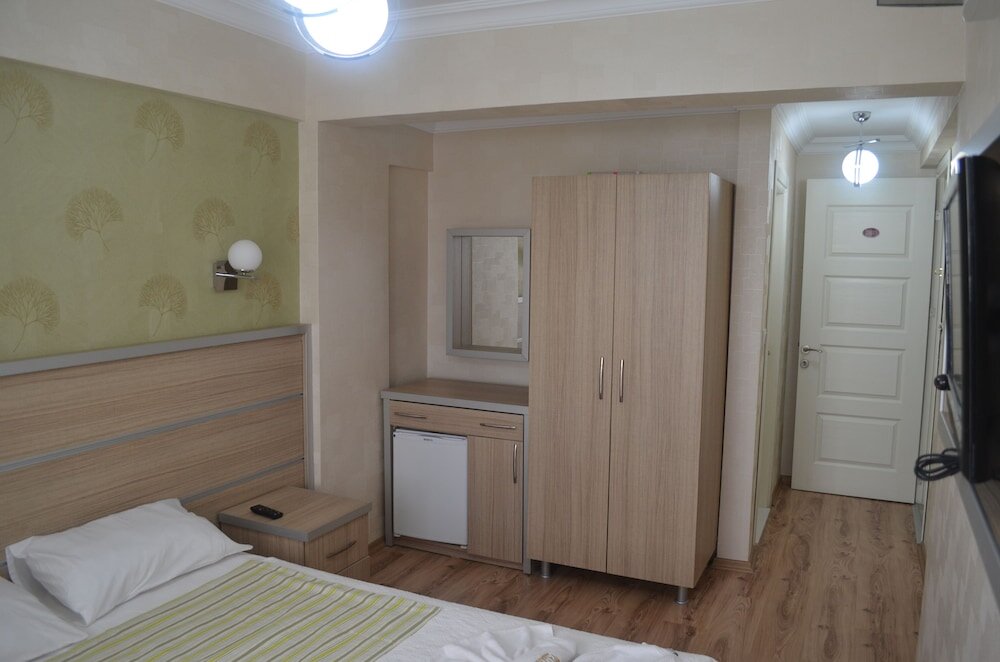 Standard Doppel Zimmer mit Balkon Mostar Hotel