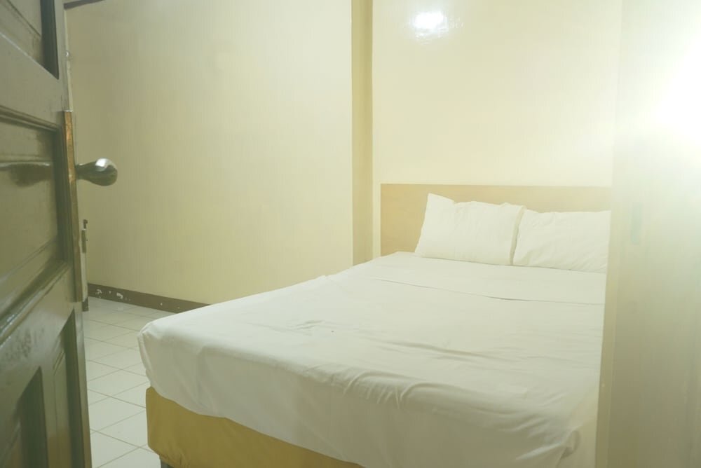 Standard Zimmer SPOT ON 92549 Wisma Ribas Syariah
