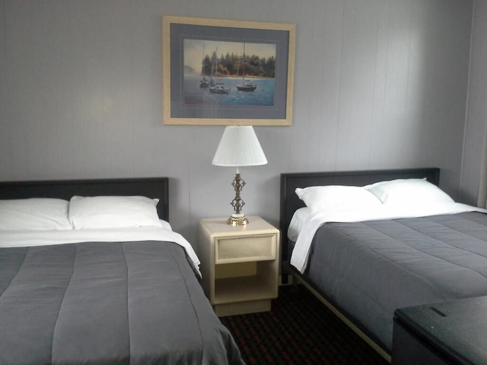 Comfort Quadruple room Frontiersman Motel