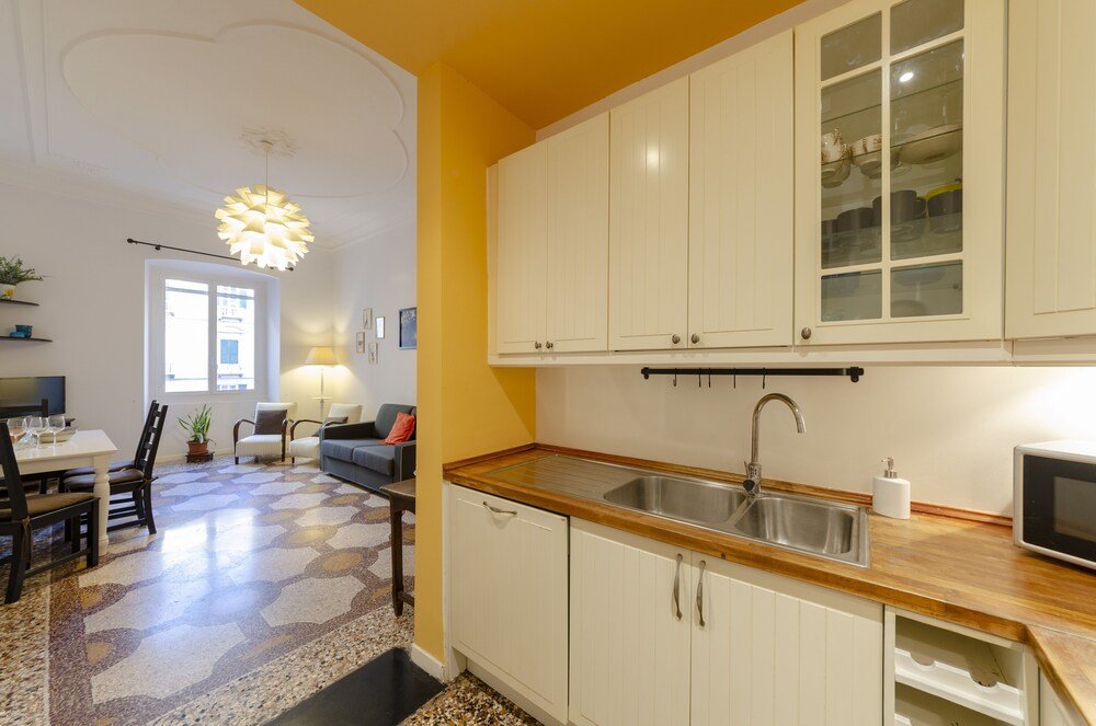 2 Bedrooms Apartment Altido Family Flat, 5 Mins to Piazza Corvetto