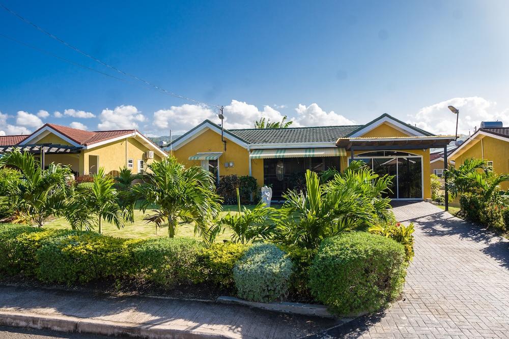 Drax Hall Manor Country Club 3 Bdrm 3* ➜ Ocho Rios, Ocho Rios Coast,  Jamaica. Book hotel Drax Hall Manor Country Club 3 Bdrm 3*