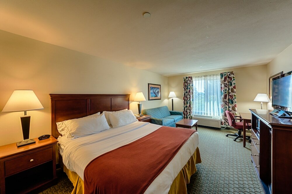 Camera Standard Triple Play Resort Hotel & Suites