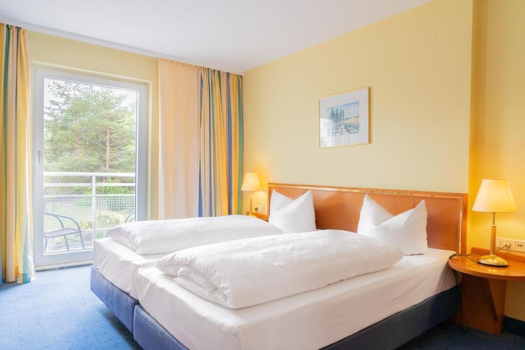Standard Doppel Zimmer mit Balkon und mit Stadtblick Arkona Strandhotel