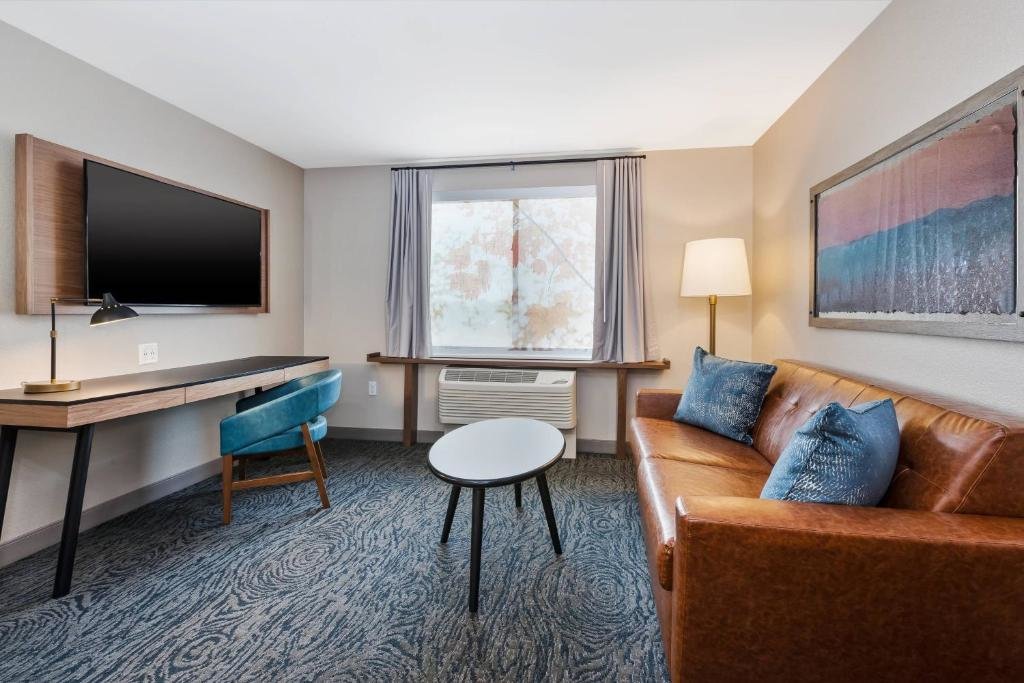 Double Suite with city view Fairfield Inn & Suites by Marriott Kalamazoo