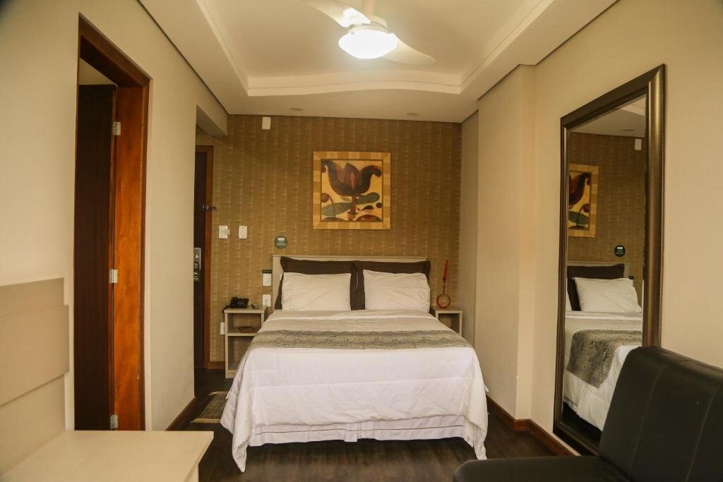 Двухместный номер Luxury с балконом Hotel Santo Graal