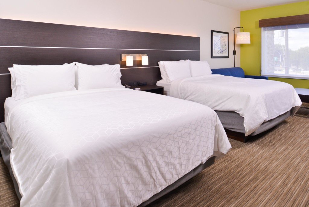 Vierer Suite Holiday Inn Express & Suites Mall of America - MSP Airport, an IHG Hotel