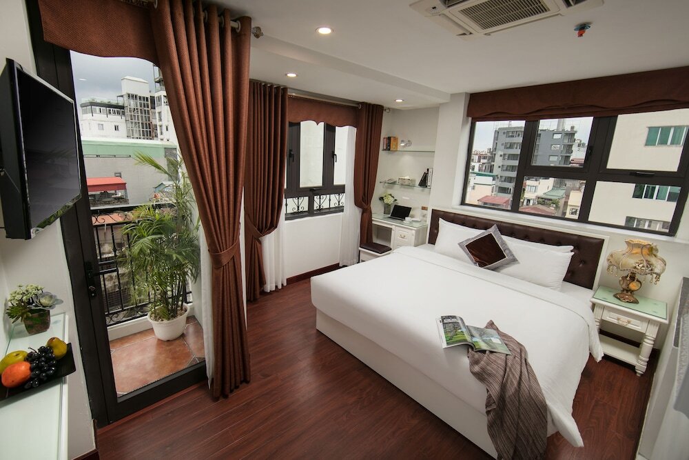 Camera doppia Executive con balcone e con vista sul lago Trang Trang Premium Hotel