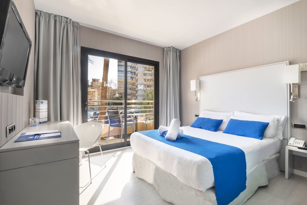 Двухместный номер Economy с балконом Hotel Isla Mallorca & Spa