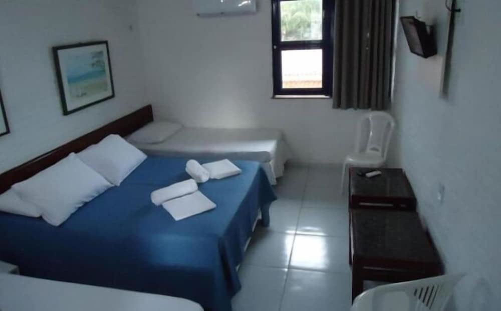 Standard Quadruple Basement room Hotel Praia do Futuro