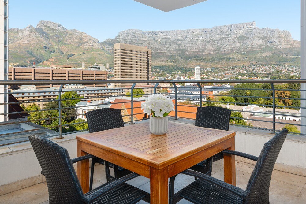 Deluxe Apartment Mandela Rhodes T1001