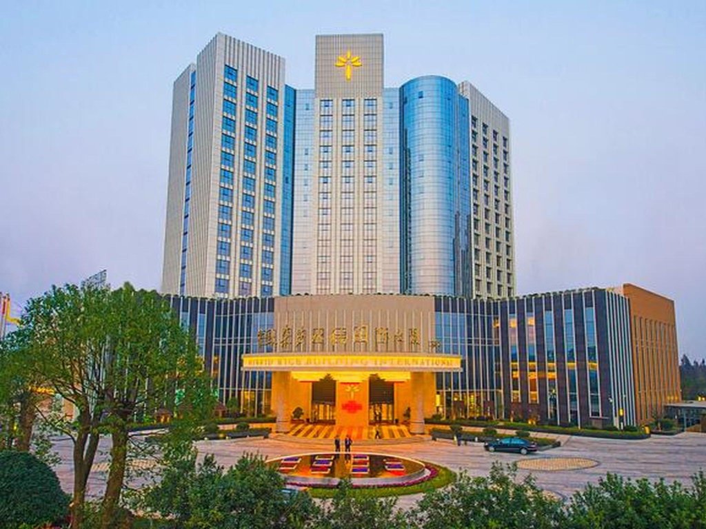 Двухместный номер Deluxe Longhua International Hotel