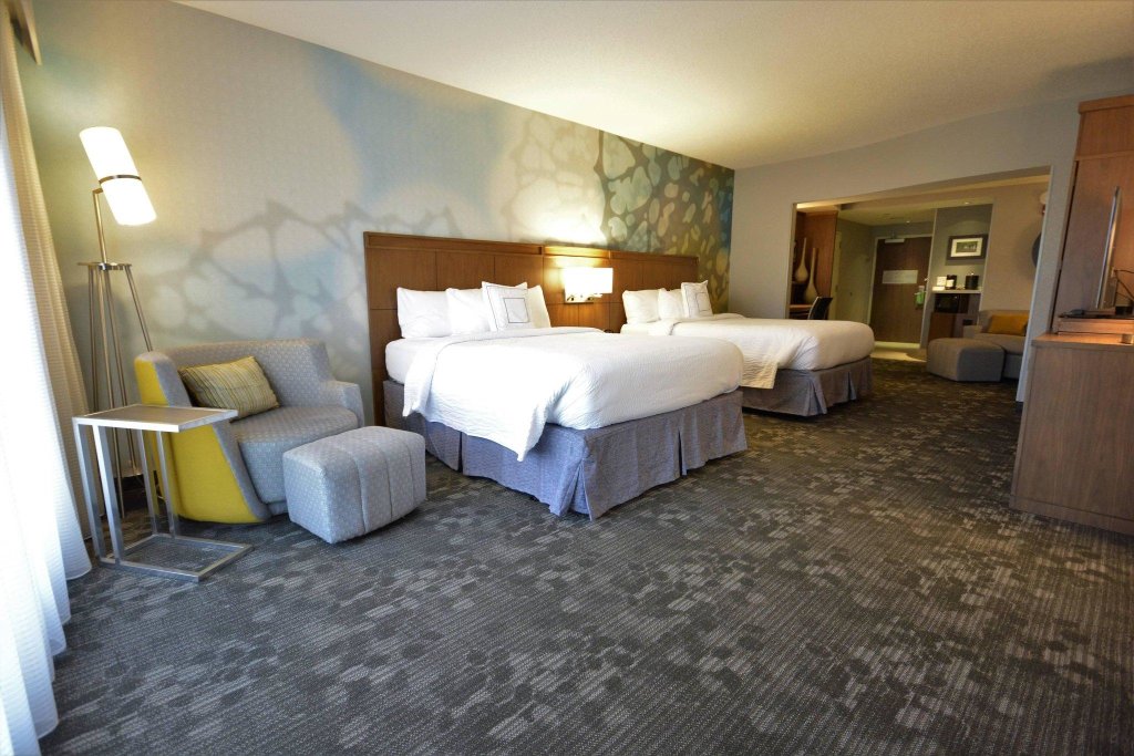 Suite doble Courtyard by Marriott Asheville Airport