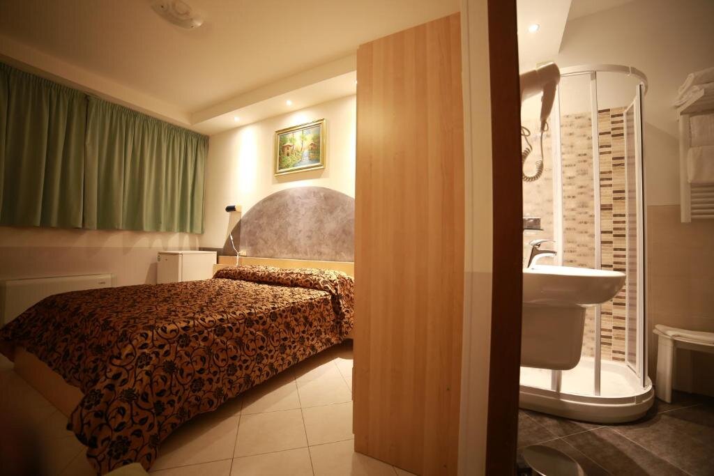 Standard Double room Hotel I Laghetti