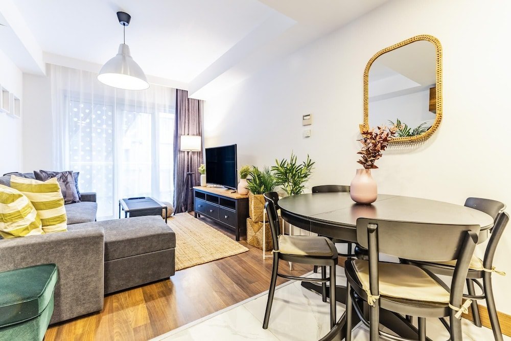 Apartment Chic Fully Furnished Modern Flat in Sisli