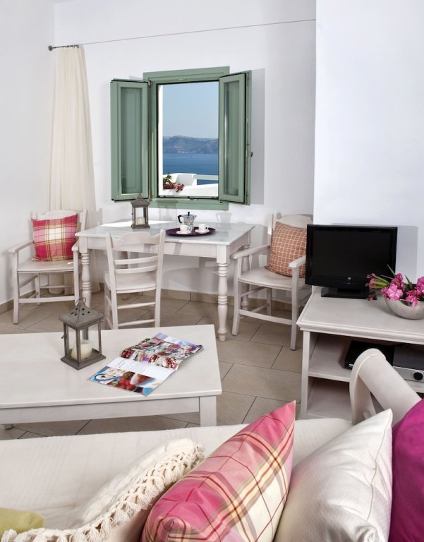 2 Bedrooms Apartment Aura Marina Apartments Santorini