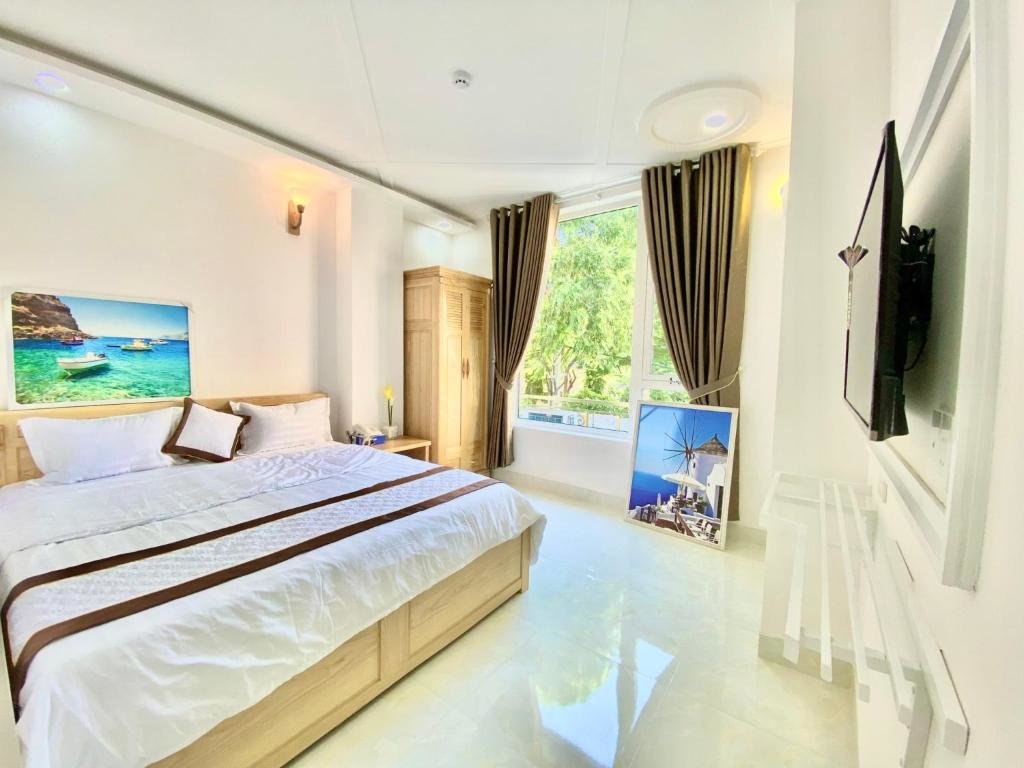 Deluxe Doppel Zimmer mit Balkon CAROLINE BEACH VUNG TAU