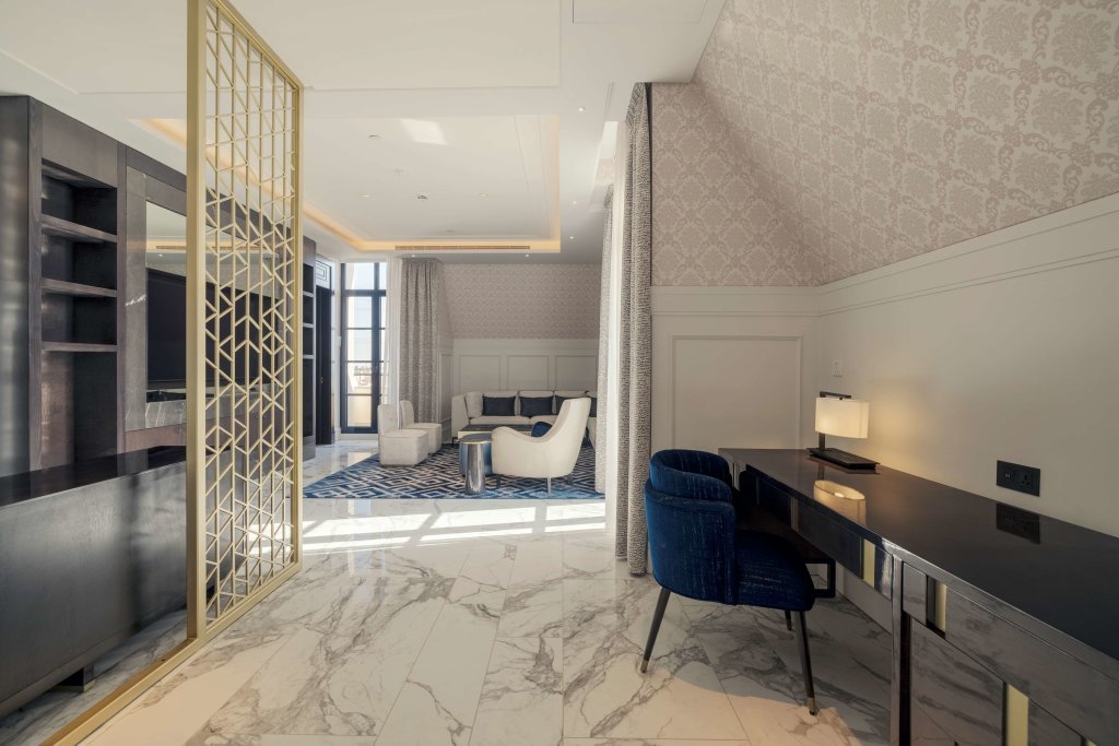 Suite 1 camera da letto Mansard Riyadh, a Radisson Collection Hotel