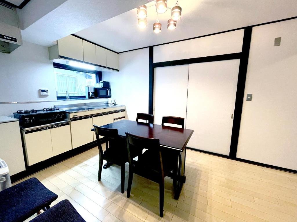 Апартаменты с 2 комнатами Nozawa Onsen BASECAMP